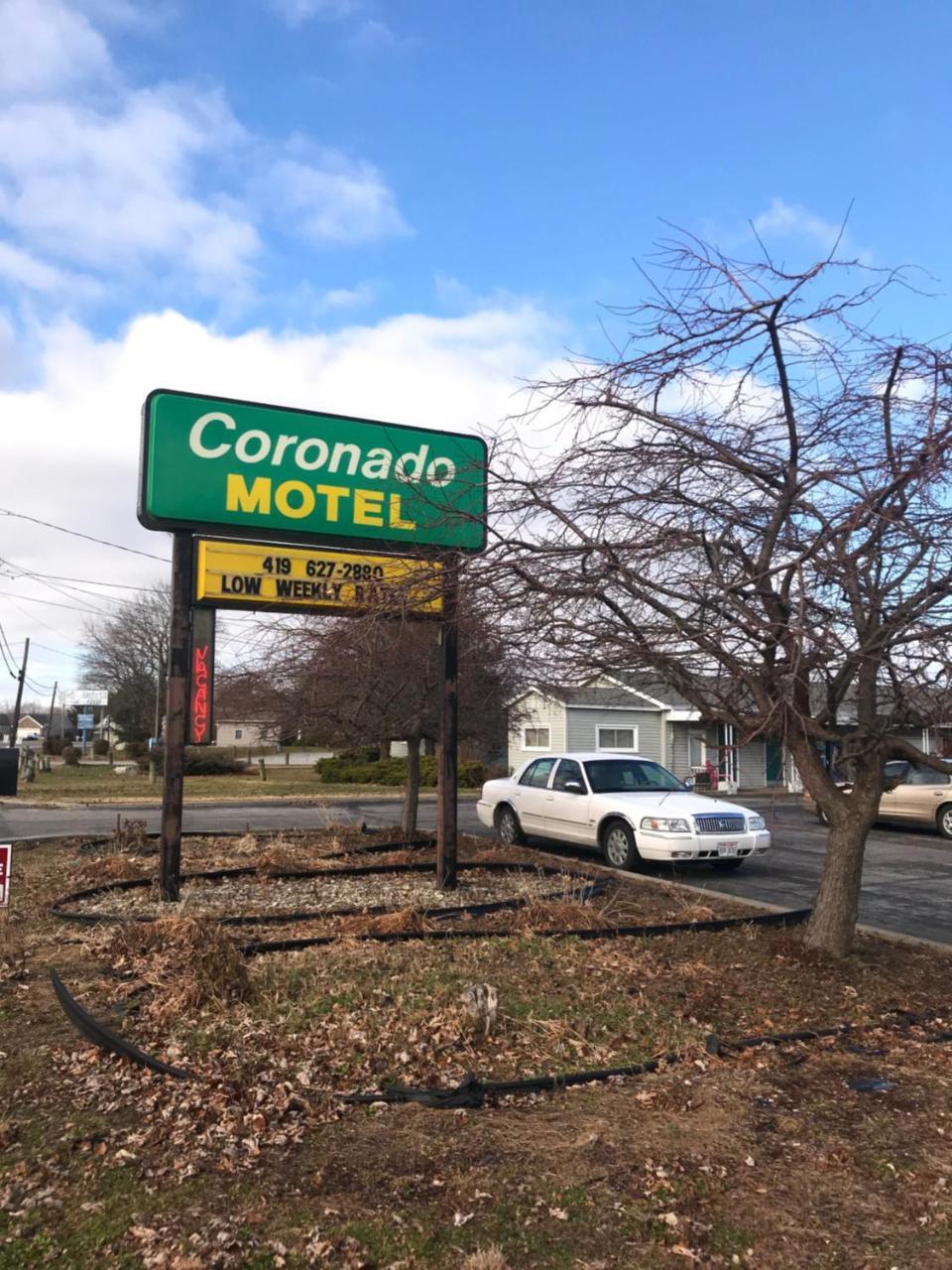 Coronado Motel Sandusky Exterior photo